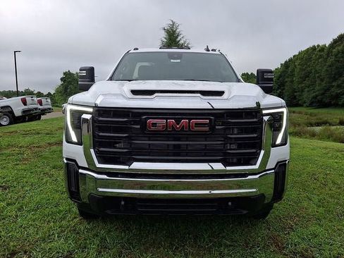 New 2026 GMC Sierra 3500 Pro w/ Convenience Package AWD/4WD image 2