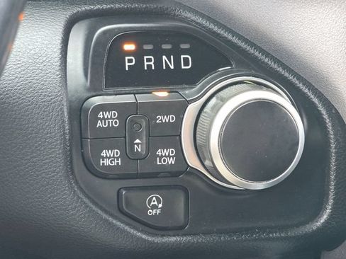 Used 2020 RAM 1500 Big Horn AWD/4WD image 22