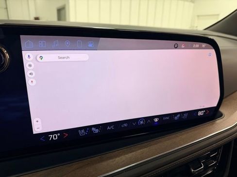 Certified 2025 Chevrolet Suburban High Country image 16