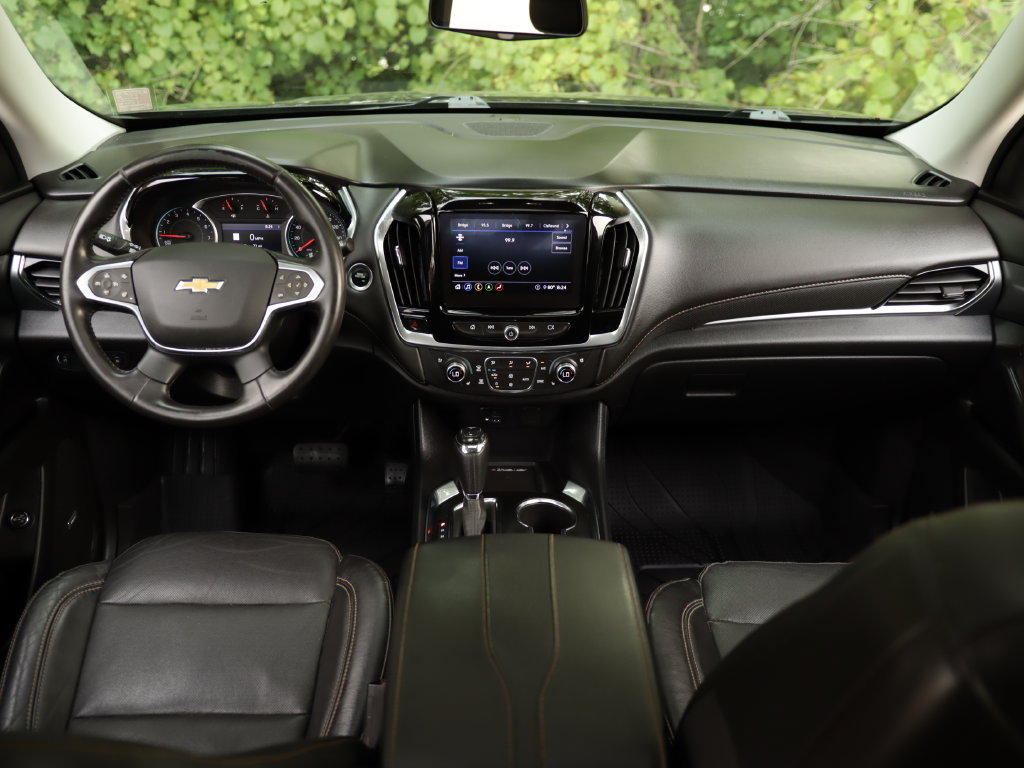 Used 2020 Chevrolet Traverse Premier w/ Redline Edition FWD image 22