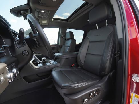 Used 2024 GMC Sierra 1500 Denali w/ Denali Reserve Package image 32