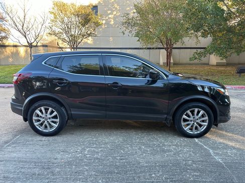 Used 2022 Nissan Rogue Sport S image 20