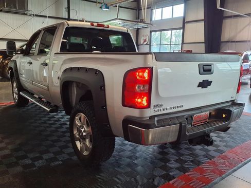 Used 2012 Chevrolet Silverado 2500 LTZ w/ Suspension Package, Off-Road AWD/4WD image 5