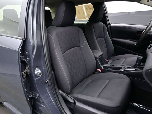 Used 2024 Toyota Corolla LE FWD image 13