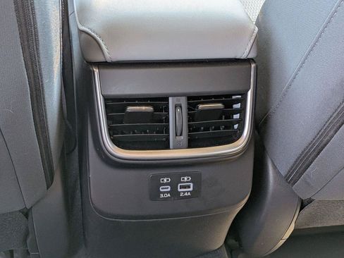 Used 2025 Subaru Outback Premium w/ Popular Package #1A AWD/4WD image 32
