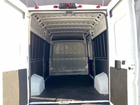Used 2023 RAM ProMaster 2500 image 15