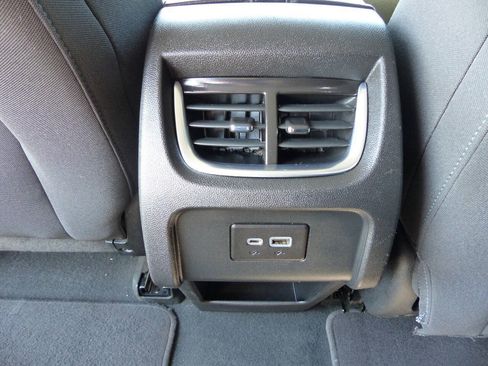 Used 2022 Chevrolet Blazer LT FWD image 43