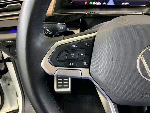 Used 2024 Volkswagen Atlas SEL Premium R-Line AWD/4WD image 23