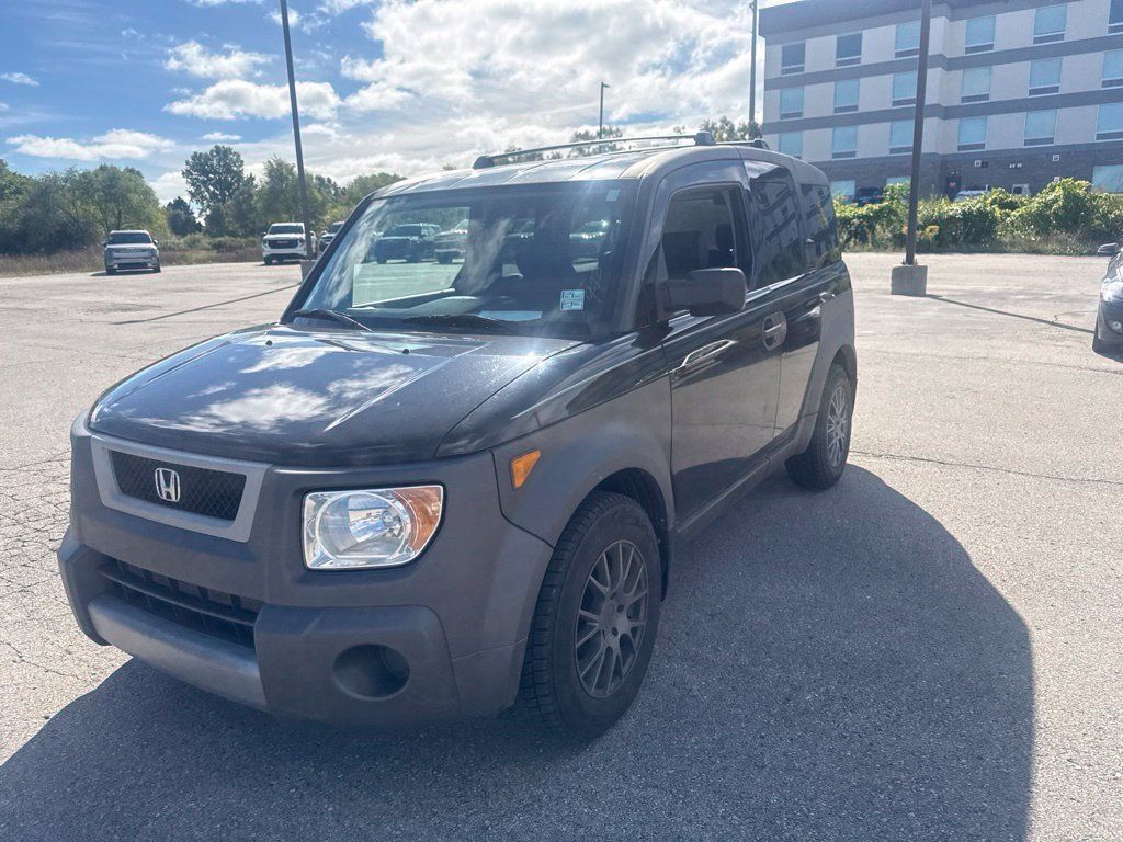 Used 2004 Honda Element EX image 4
