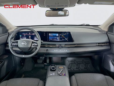 Used 2023 Nissan Ariya FWD image 12