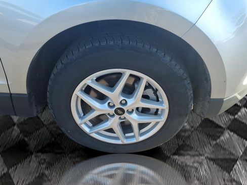 Used 2024 Ford Edge SEL image 7