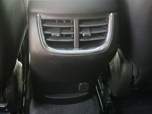 Certified 2022 Chevrolet Malibu LT image 21