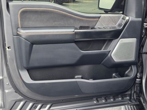 Certified 2022 Ford F150 Platinum w/ Equipment Group 701A High image 19