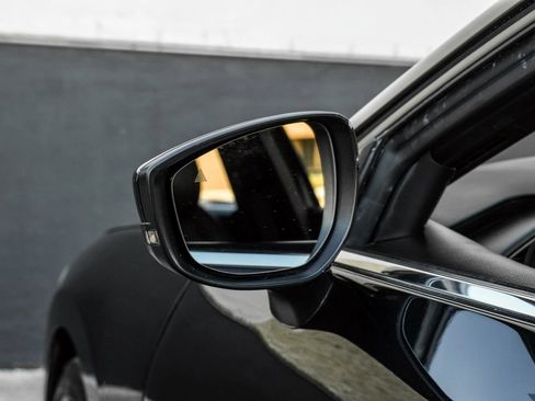 Used 2024 MAZDA MAZDA3 s FWD image 33