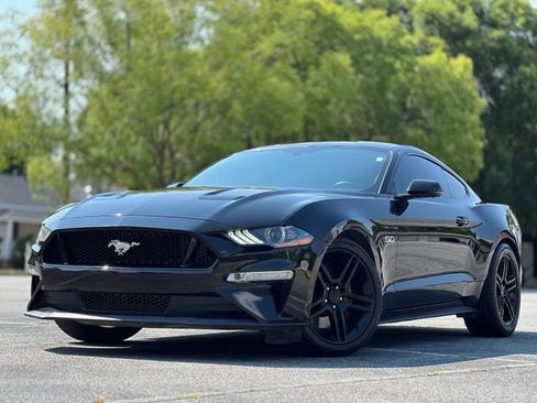 Used 2018 Ford Mustang GT Premium RWD image 1