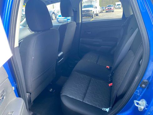 Used 2020 Mitsubishi Outlander Sport ES image 11