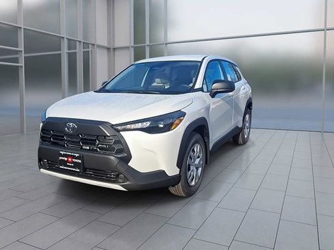 New 2026 Toyota Corolla Cross L image 4