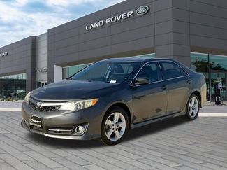 Used 2012 Toyota Camry SE image 1