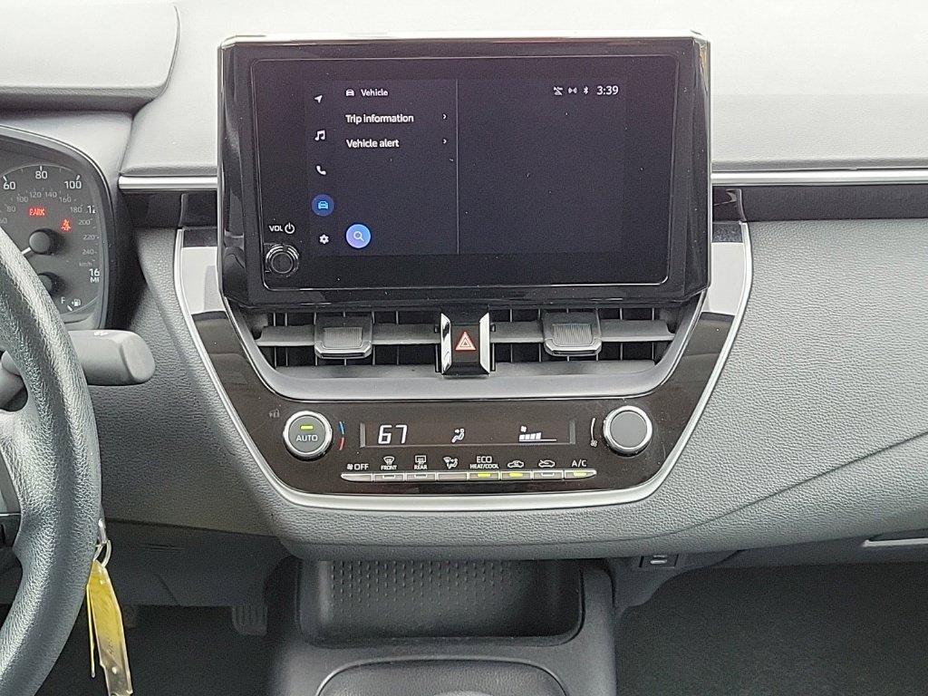 Used 2024 Toyota Corolla LE FWD image 24