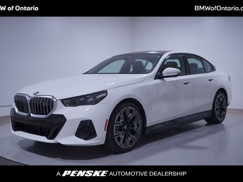 Used 2024 BMW i5 eDrive40i w/ M Sport Package image 1