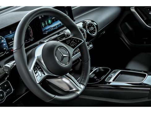 Certified 2026 Mercedes-Benz CLA 250 4MATIC image 15