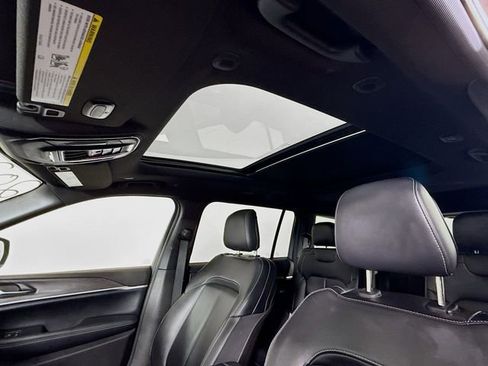 Used 2024 Jeep Grand Cherokee L Limited w/ Black Appearance Package image 22