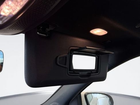 Certified 2022 Mercedes-Benz GLA 250 4MATIC image 33