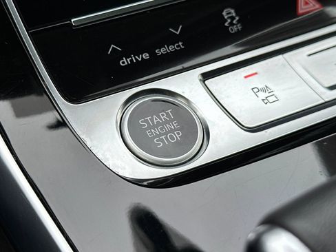 Used 2023 Audi Q7 3.0T Prestige w/ Prestige Package image 34