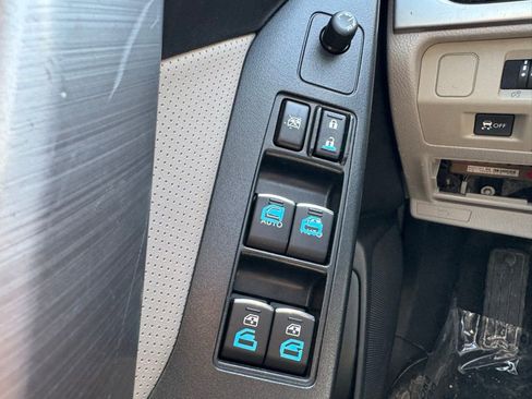 Used 2018 Subaru Forester 2.5i Limited AWD/4WD image 33