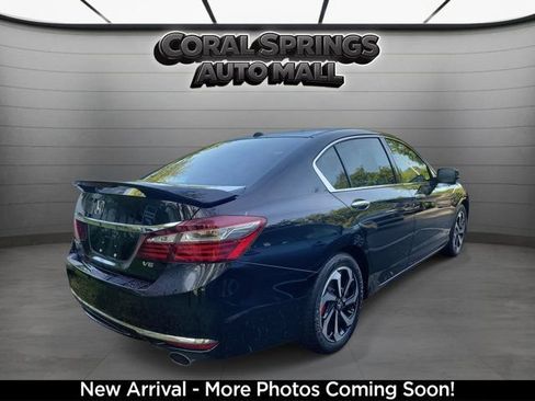 Used 2017 Honda Accord EX-L image 4