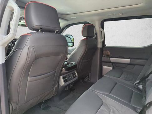 Used 2024 Ford F250 Lariat w/ Lariat Ultimate Package AWD/4WD image 18