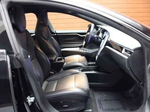 Used 2018 Tesla Model S 75D image 30