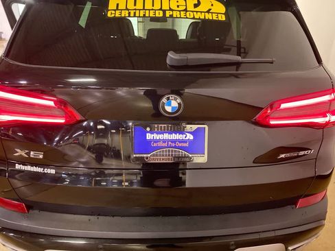 Used 2020 BMW X5 xDrive50i w/ Executive Package image 11