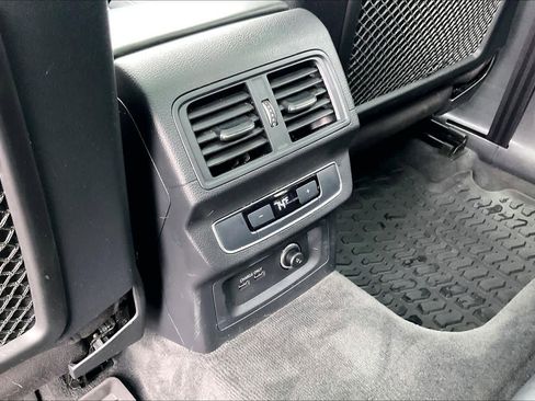 Used 2021 Audi SQ5 Premium Plus image 37