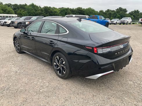 Used 2025 Hyundai Sonata SEL FWD image 5