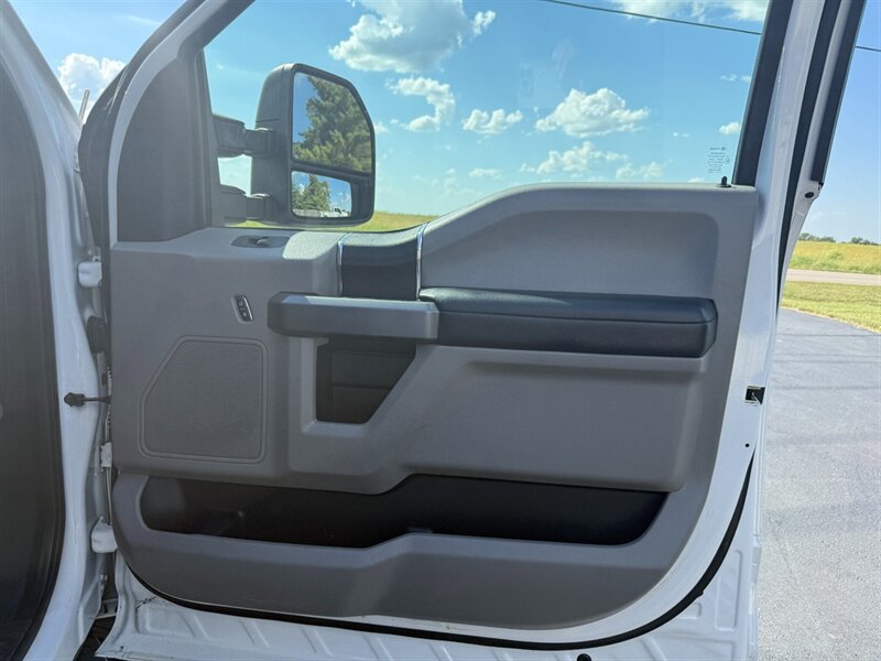 Used 2018 Ford F250 XLT w/ XLT Value Package AWD/4WD image 29