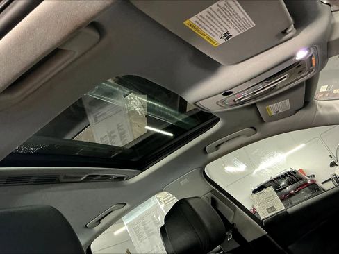 Used 2023 Audi A4 2.0T Premium w/ Convenience Package image 24