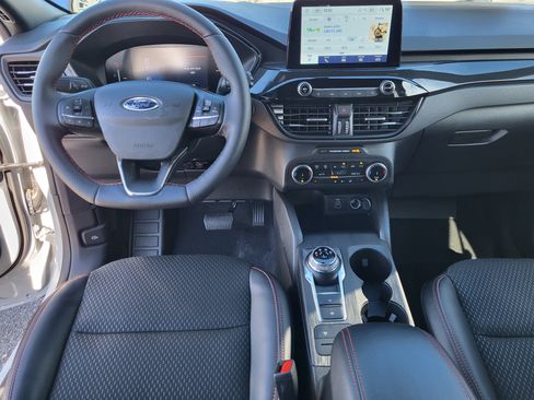 Used 2026 Ford Escape ST-Line w/ Cold Weather Package image 19