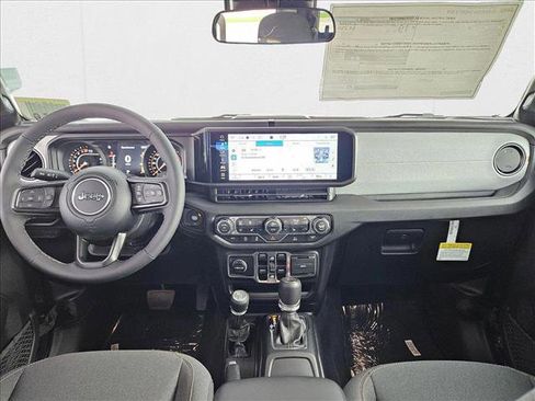 New 2025 Jeep Gladiator Sport image 14