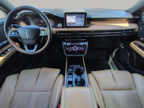 Used 2020 Lincoln Corsair Reserve w/ Equipment Group 202A AWD/4WD image 4