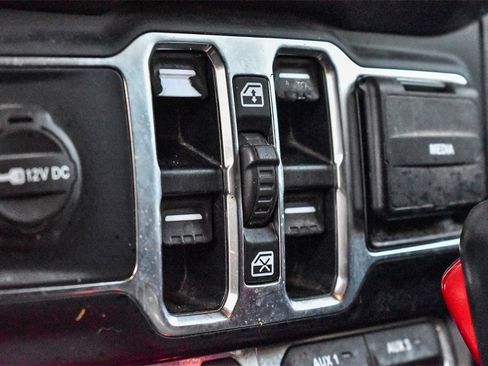 Used 2020 Jeep Gladiator Rubicon image 19