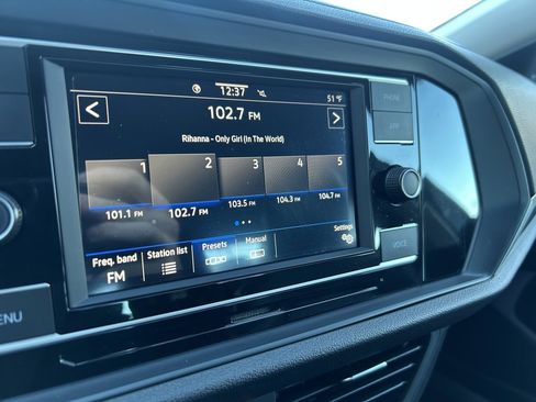 Used 2022 Volkswagen Jetta SE image 19