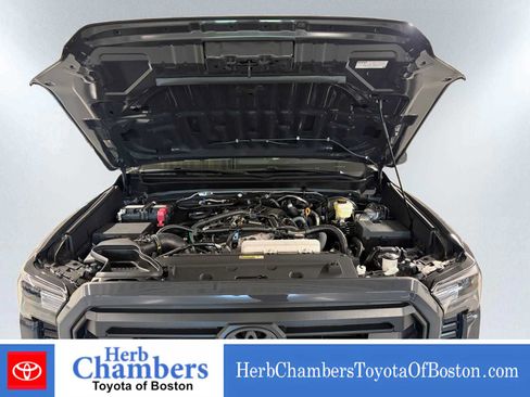 Used 2026 Toyota Tacoma SR5 AWD/4WD image 7