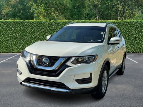 Used 2019 Nissan Rogue SV image 6