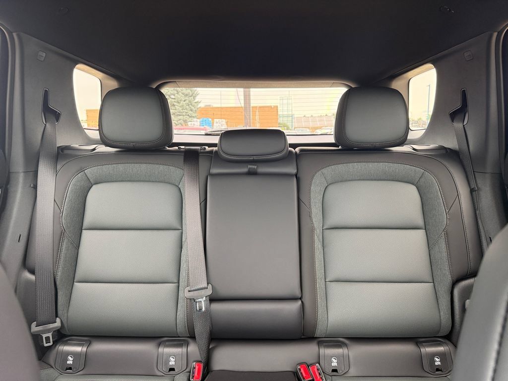 New 2026 GMC Terrain AT4 AWD/4WD image 48