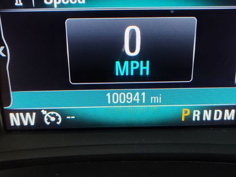 Used 2018 Buick Encore Preferred FWD image 2