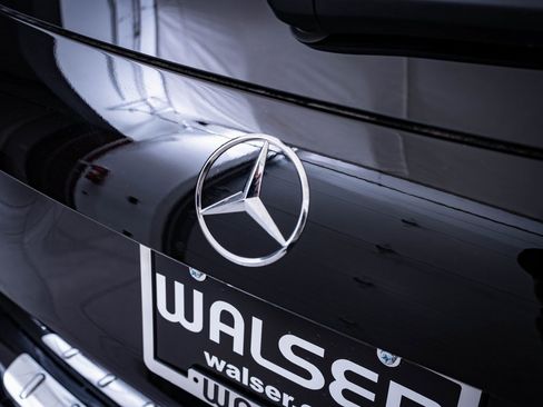 Certified 2025 Mercedes-Benz GLA 250 4MATIC image 17