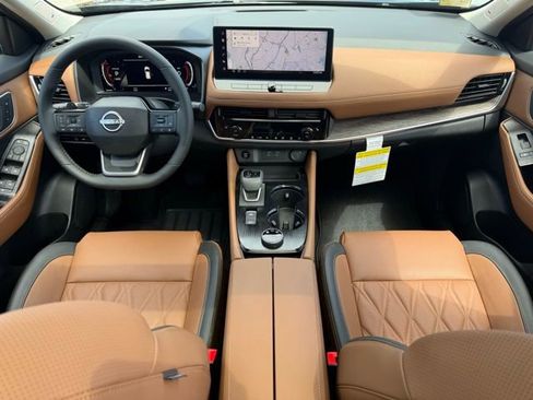 Certified 2026 Nissan Rogue Platinum AWD/4WD image 27