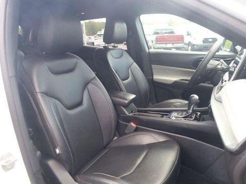 Used 2025 Jeep Compass Limited AWD/4WD image 20