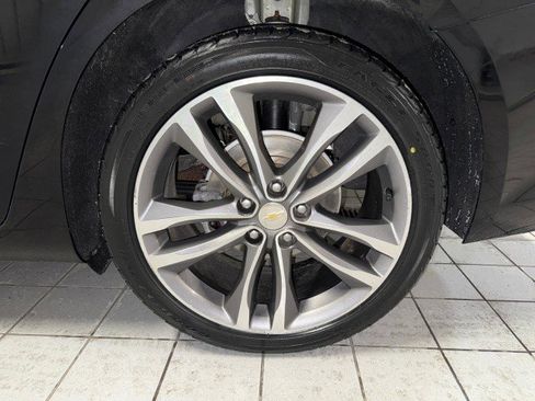 Used 2021 Chevrolet Malibu Premier image 12